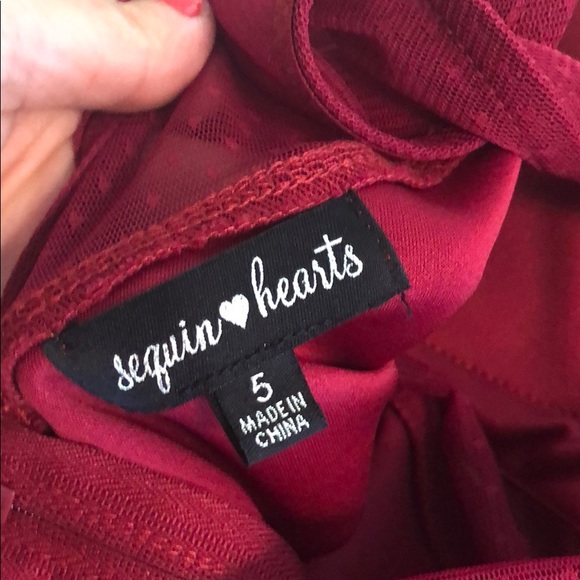 Dress - Picture 7 of 8